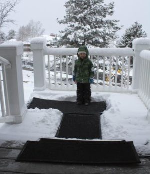120v-connected-mats-on-porch-4.2-34309d39-c071-4d68-8225-2654e43ad78d-large-300x349.jpg